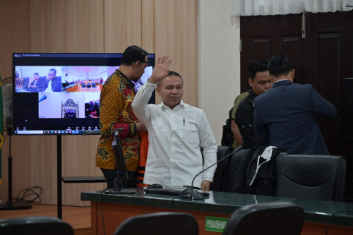 Jangan Didramatisir: Abdul Wahid Bela Percepatan Kerja di Sidang, Soroti Tuduhan Abaikan Review APIP