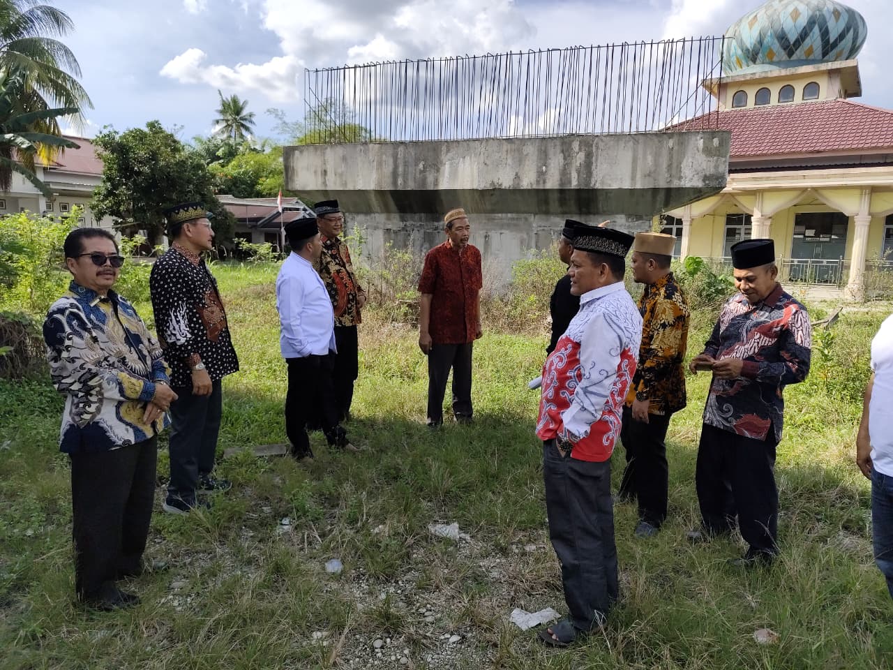 Mangkrak Sejak 2019, Ninik Mamak dan Tokoh Masyarakat Rumbio Bentuk Tim